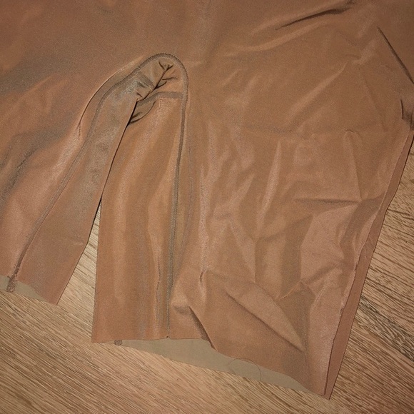 Donna Karan Shape Wear (Unused & Unworn) - Picture 2 of 5